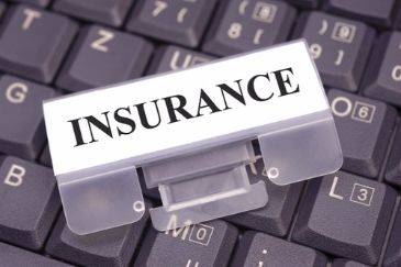 ¿Debería aceptar la primera oferta de la compañía de seguros en mi caso de resbalón y caída?